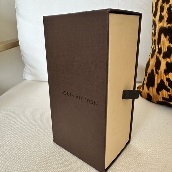LOUIS VUITTON BOX - Picture 1 of 10
